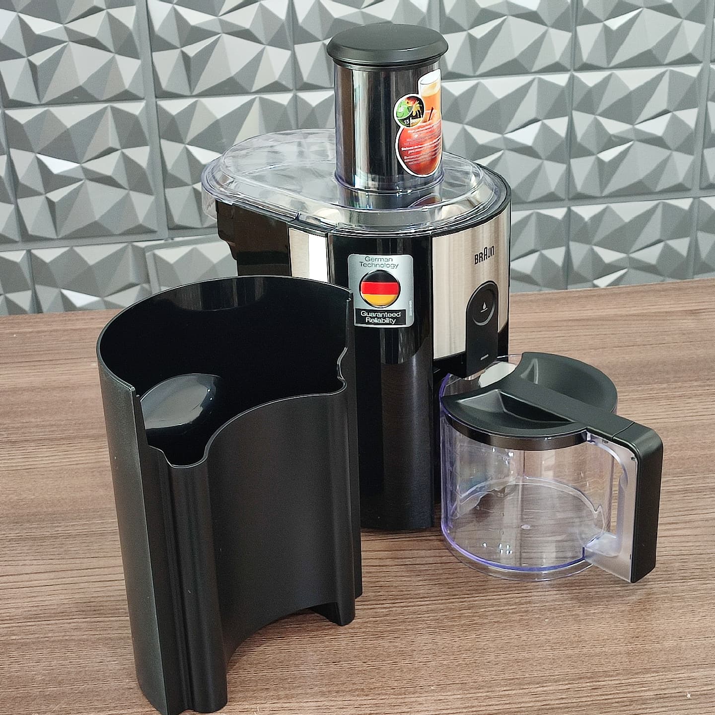 آبمیوه گیری براون J500 - تصویر 3